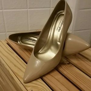 COMFORT PLUS nude pump size 8.5